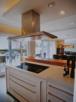 E Living Magazin für elektrische Wohnkultur 2/2019 Vorfahren Neues Wohne: Lifestyle Ladne Leben