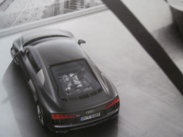 Audi R8 Coupé Spyder Buch in Schatulle im Mai 2016