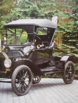 Rolls-Royce Owners Club Strive for Perfection 2017 Phantom Coupé & Drophead,Bentley Bentayga Buch