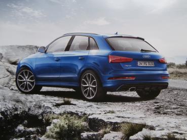 Audi RS Q3 Typ 8U Buch Prospekt April 2015 NEU
