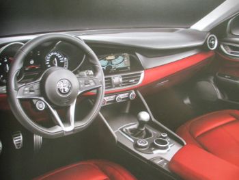 Alfa Romeo Giulia (Typ 952) Prospekt April 2016 Großformat