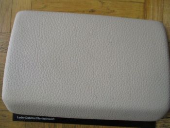 Leder Dakota Elfenbeinweiß Muster ca. 15x20cm LCEX