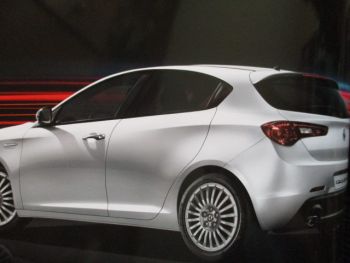 Alfa Romeo Giulietta 88kw 110kw 125kw 177kw +Diesel 88kw 110kw 129kw Prospekt April 2016