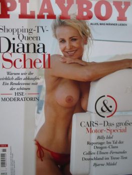 Playboy Cars 11/2021 Motor-Special Audi +Porsche Restomod,BMW M4 Coupé Test,Opel Manta-e,Lady in Rot