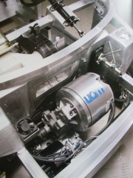 pininfarina Thos 3 EV Elektrikfahrzeug Katalog Englisch 1995