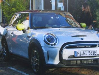 BMW Mini Cooper SE Electric Juni 2021 NEU
