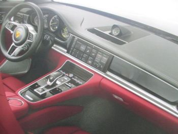 Porsche Panamera Turbo S E-Hybrid Buch 2/2017