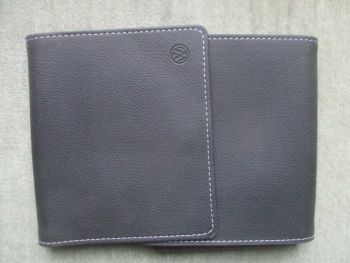 VW Ledermappe mit Nähfaden Leder