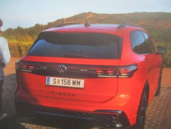 VW Tiguan III Prospekt Version Austria Juni 2025