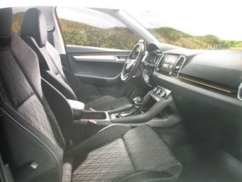 Skoda Karoq Facelift Katalog April 2022