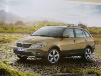 Skoda Fabia Scout Prospekt Oktober 2010 NEU