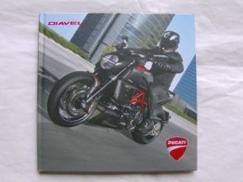 Ducati Diavel Buch NEU