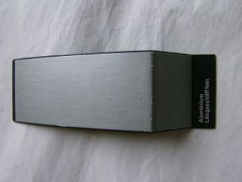 BMW Z4 Aluminium Längsschliff fein Muster