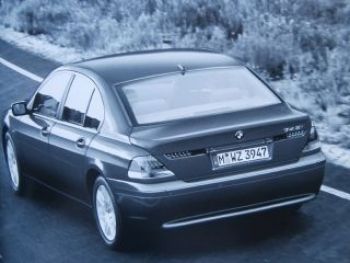 BMW 735i 745i Limousine E65 September 2001 SCHWEIZ Prospekt