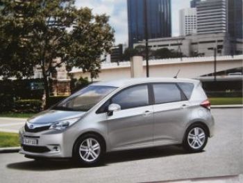 Subaru Trezia 1.3i 1.4D Prospekt Januar 2012 +Preisliste NEU