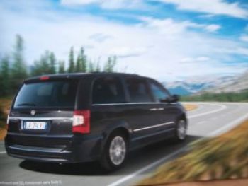 Lancia Voyager S Prospekt Mai 2014 NEU Rarität