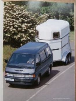 Nissan Vanette Bus Prospekt Juni 1990