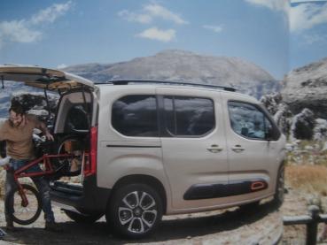 Citroen Berlingo Prospekt +Farben/Polster August 2018