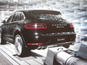 Porsche Macan +Turbo + S +Diesel Buch März 2015 NEU