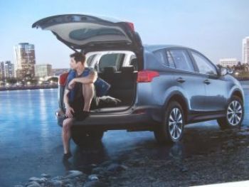 Toyota RAV4 +Edition + Edition S Oktober 2014 NEU