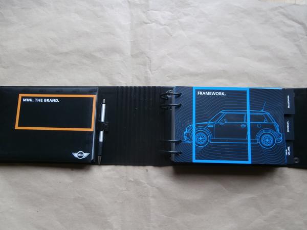 BMW Mini Vorstellungsbox Mini R50 +Heritage Englisch Verkäuferbox limitiert +Cabriolet R53 +CD