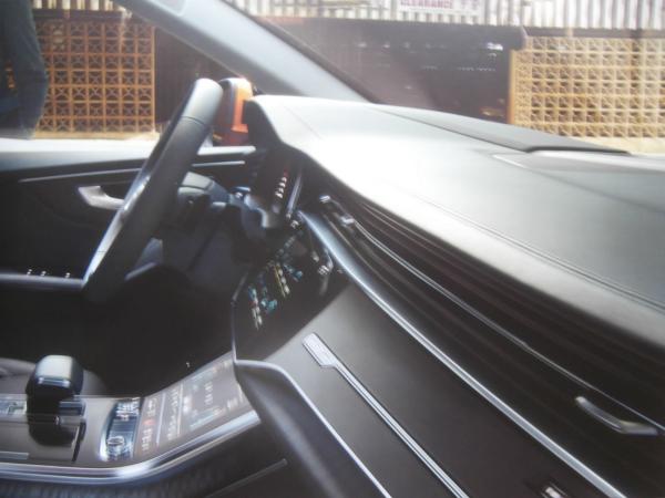 Audi Q8 (Typ 4M) 50TDI quattro 210kw/286PS Prospekt September 2018
