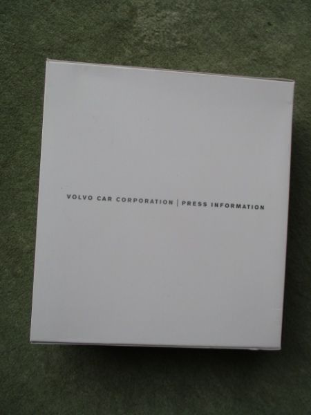 Volvo S60 Concept, S80 +DRIVe +3-Point Safety Belt Pressebox