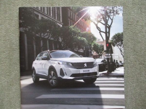 Peugeot 3008 PureTech 130 96kw +EAT8 180EAT8 (133kw),Blue HDI 130 und EAT8,Hybrid 225e-EAT8 165kw 300e-EAT8 220kw