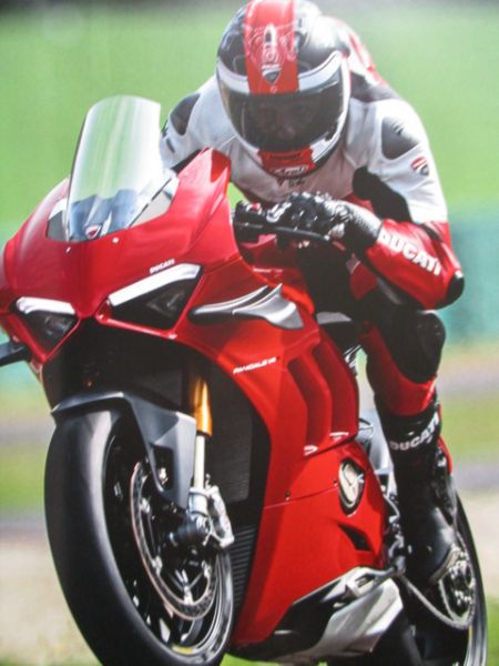 High Life Herbst 2020 Ferrari Monza,Ducati Panigale,Audi E-tron GT,Bentley Bentayga Speed