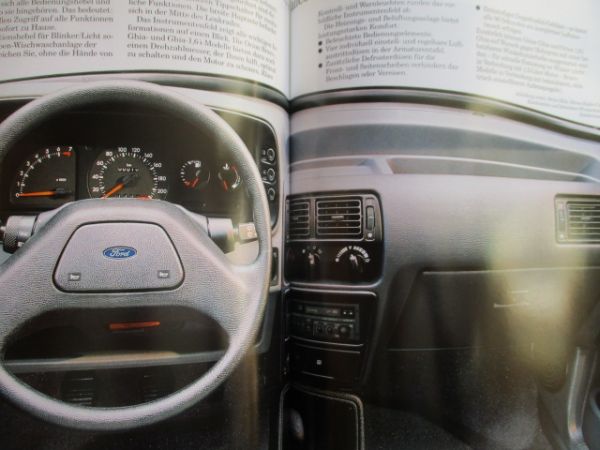 Ford Orion CL Bravo Ghia November 1988