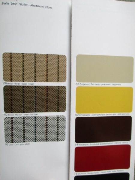 Opel Corsa A Farben und Poster März 1985