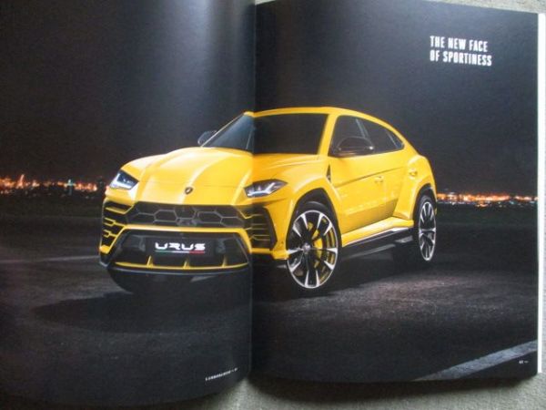 Lamborghini Magazine 2.2017 LM002 vs. Urus,Aventador Roadster S,