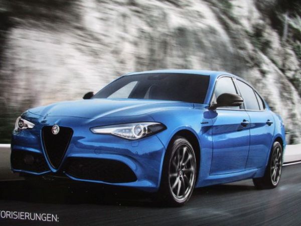 Alfa Romeo Giulia Turbo 16V 147kw 206kw +AT8 +Diesel 16V 140kw +154kw AT8 Katalog Großformat April 2020