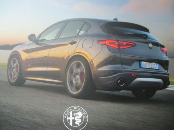 Alfa Romeo Stelvio Flyer