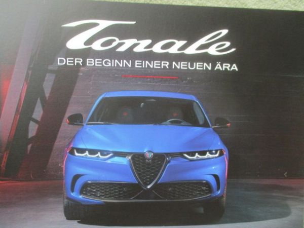 Alfa Romeo Tonale Flyer Broschüre 2023