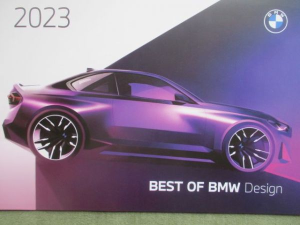 BMW Design Wandkalender 35x43cm Format 2023