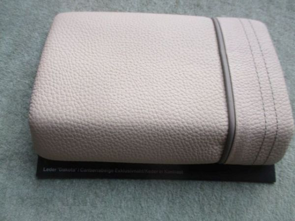 BMW 5er Reihe Leder Dakota Canberrabeige Exklusivnaht/Keder in Kontrast