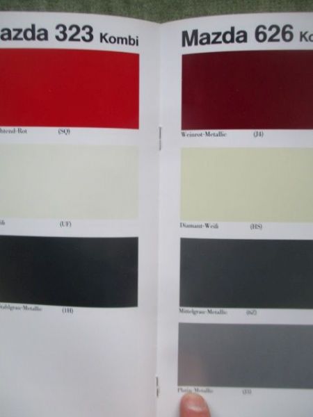 Mazda 121 323 626 MPV E-Serie Farben und Polster 9.1994