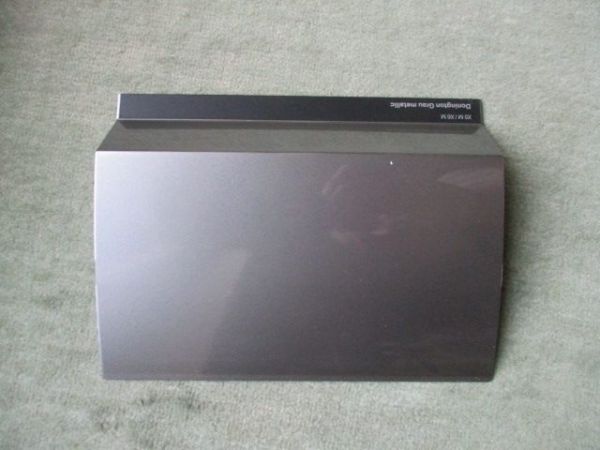 BMW i3 Jucarobeige mit Akzent Frozen Grey metallic