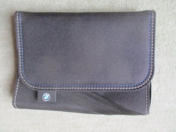BMW Bordbuch Mappe Stoff 2024