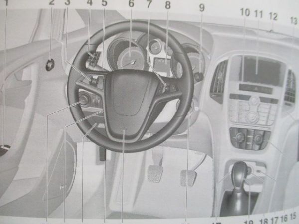 Opel Astra GTC Betriebsanleitung Oktober 2011