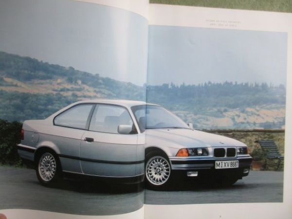 BMW 318is E36 Coupé 320i 325i September 1992 französisch