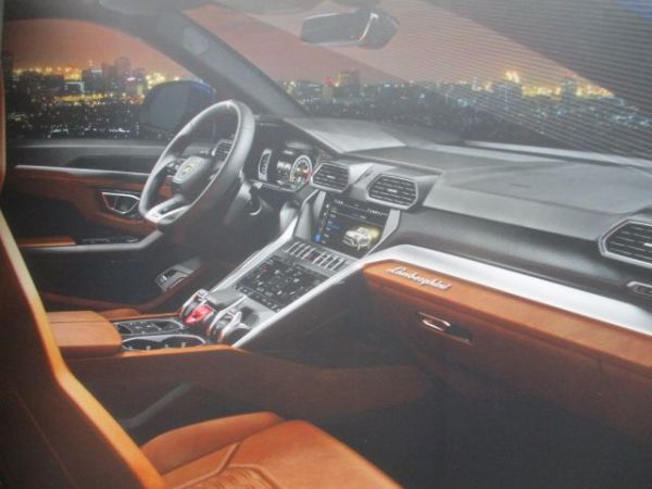 Lamborghini Urus Großformat Buch 2019