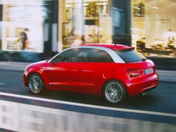 Audi A1 Prospekt Buch +exclusive line +s line November 2011