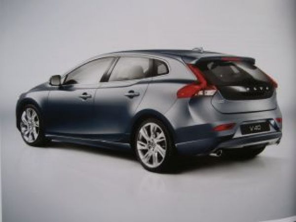 Volvo V40 Prospekt +Zubehör 5/2013 NEU