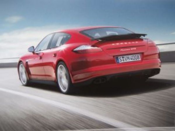 Porsche Panamera GTS (Typ 970) August 2011 NEU