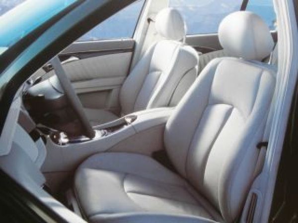 Mercedes Benz E-Klasse T-Modelle W211 Januar 2003 NEU