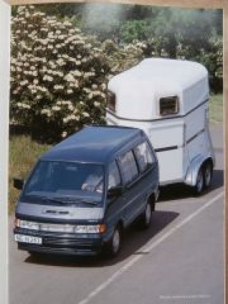 Nissan Vanette Bus Prospekt Juni 1990