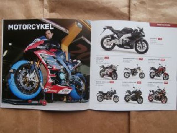 Aprilia Vespa Scooter 125 Moto Guzzi Prospekt Dänemark 2015