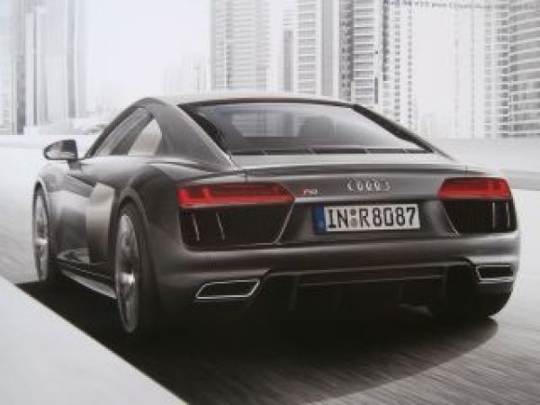 Audi R8 Coupé +e-tron quattro +LMS Mai 2015 Buch NEU